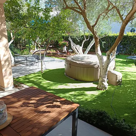 Garden Apartment
